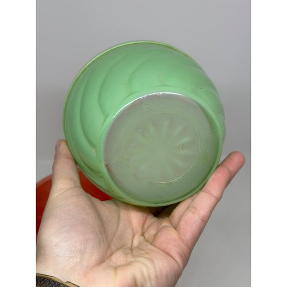 VTG Swirl Glass Snack Bowl 2.75"x4.25" Set of 2 Kitchenware Red Green MCM - Picture 4 of 10